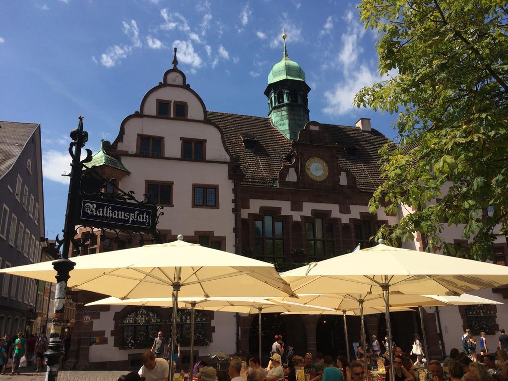 Hotel Am Rathaus Фрайбург Экстерьер фото